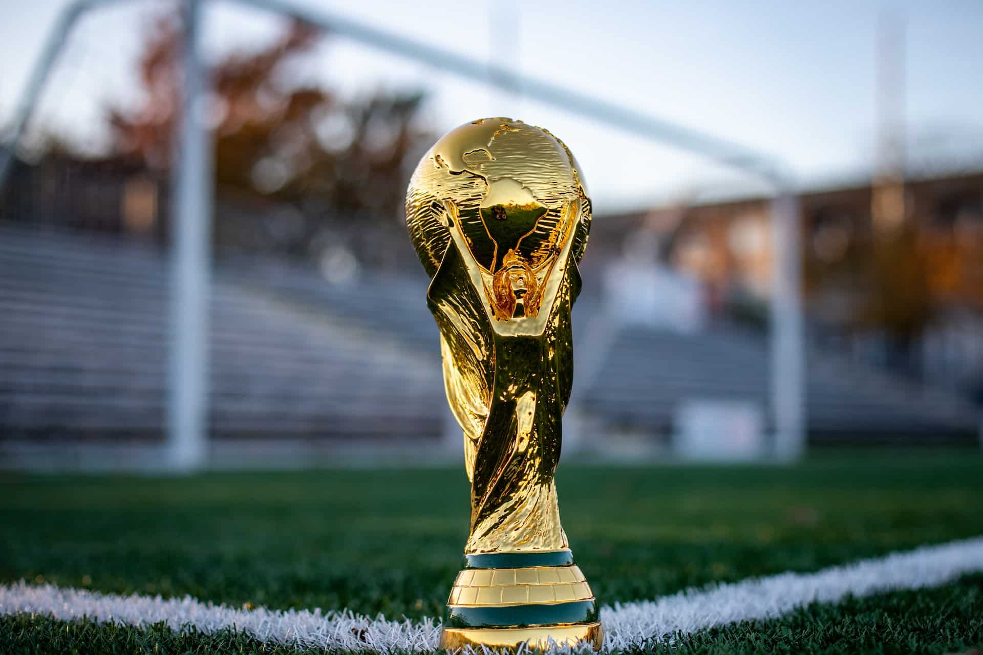 Coupe du monde 2022 : la CNIL recommande aux supporters de partir avec des téléphones jetables